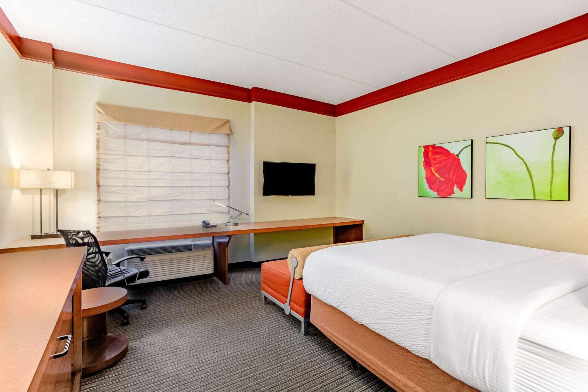 Hotel La Quinta By Wyndham Raleigh/Durham Southpoint Exteriér fotografie